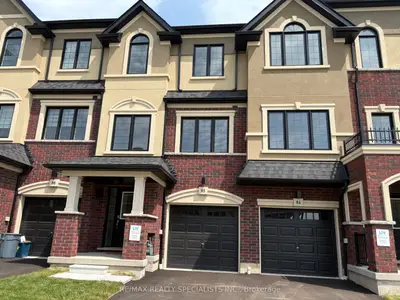 Att/Row/Townhouse in Brantford