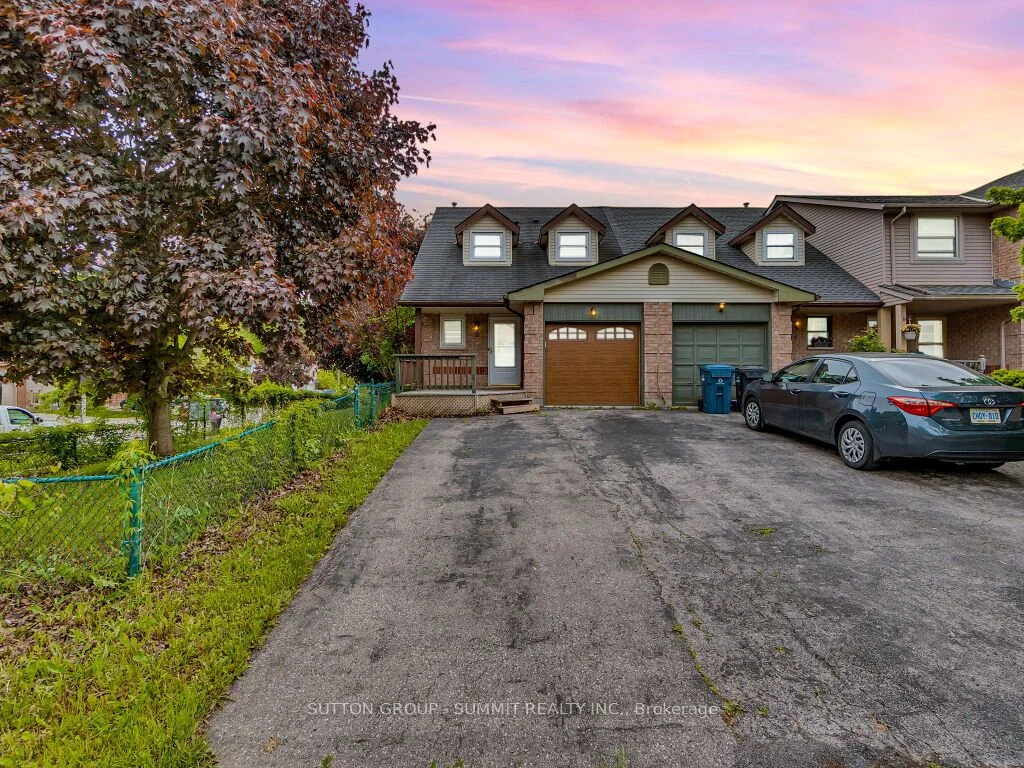 Att/Row/Townhouse in Guelph