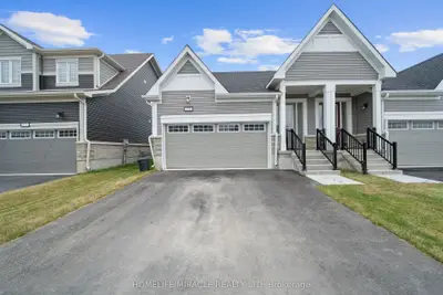Semi-Detached in Loyalist