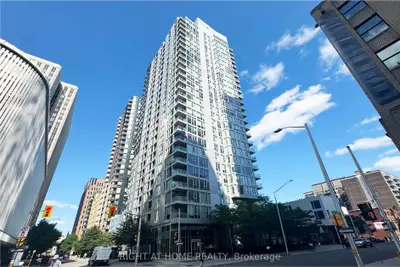 Condo Apartment in Ottawa Centre