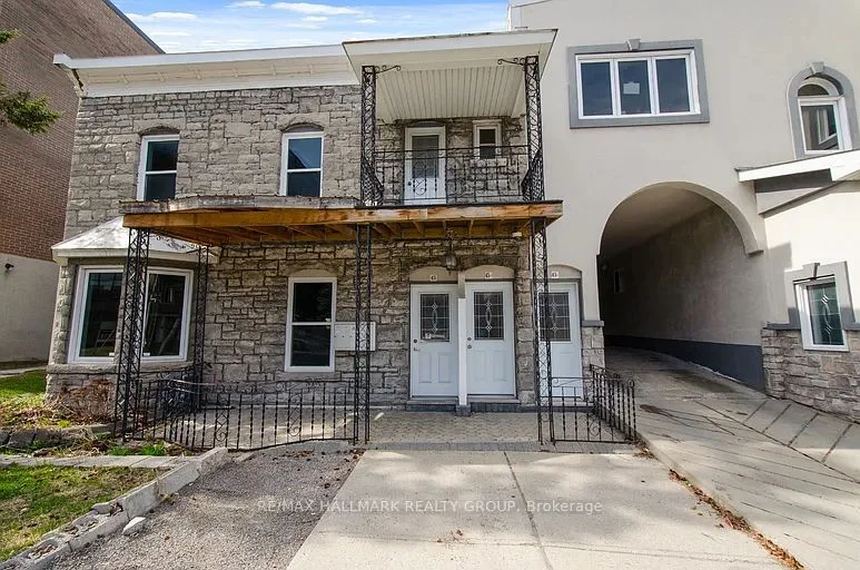 45 St Andrew Street A, Lower Town - Sandy Hill, ON K1N 5E8