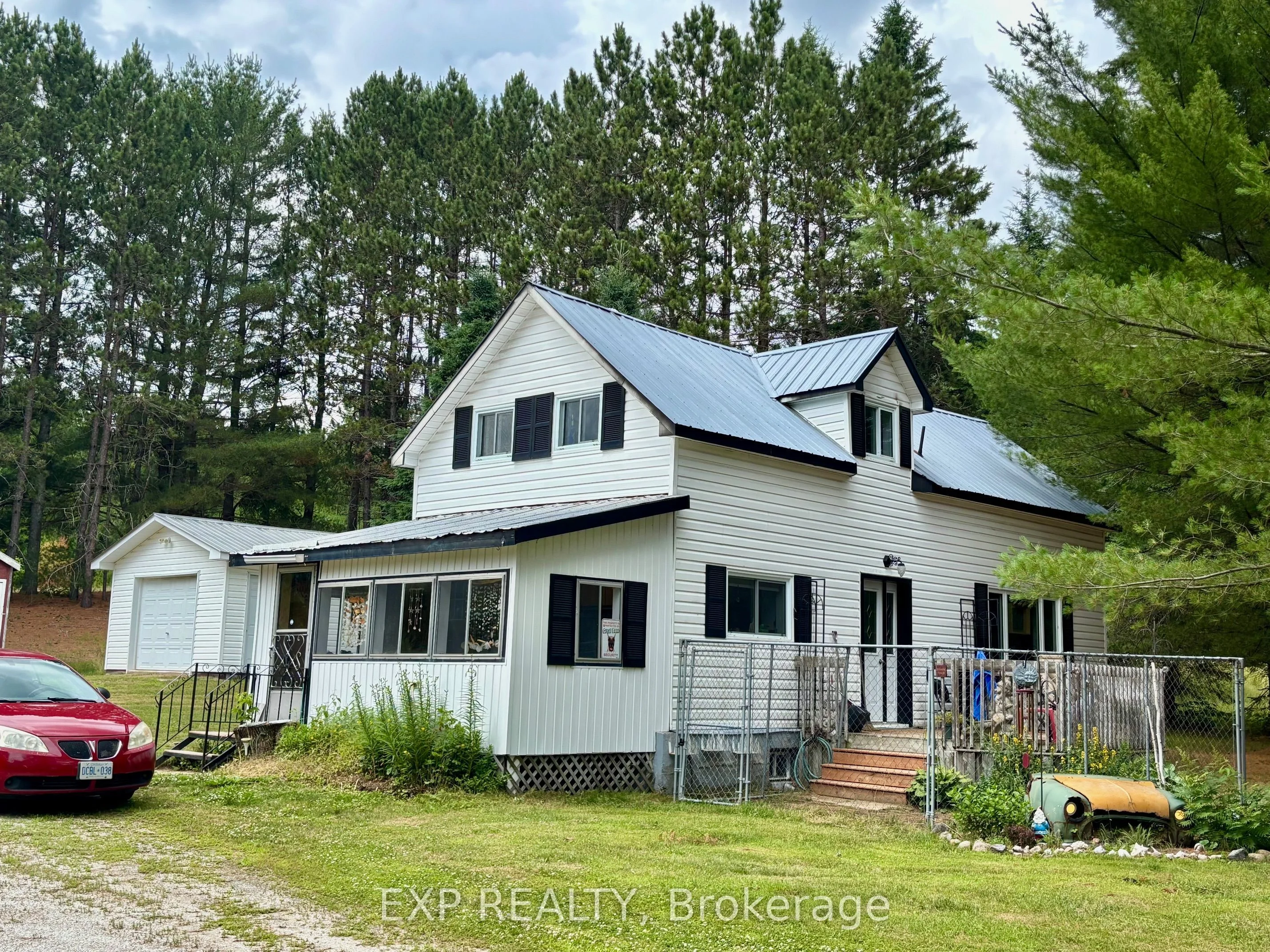 5835A Matawatchen Road, Greater Madawaska, ON K0J 1R0