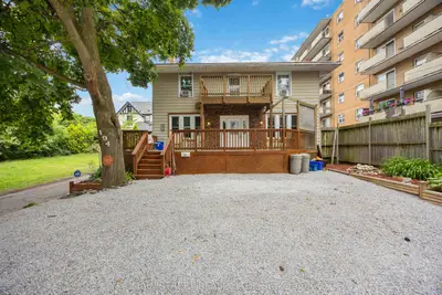 Duplex in Sarnia