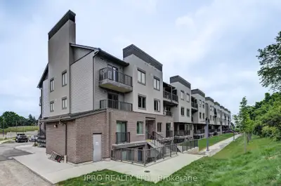 Condo Townhouse in Cambridge