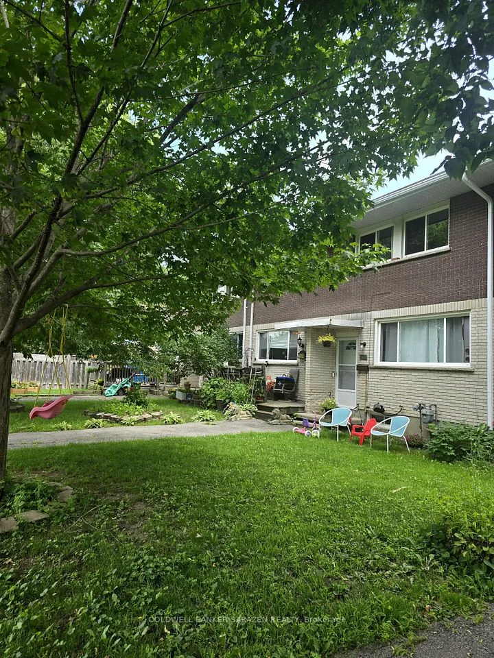 1506 Lepage Avenue, Carlington - Central Park, ON K1Z 8C9