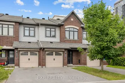 Att/Row/Townhouse in Barrhaven