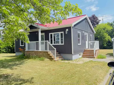 Detached in Quinte West