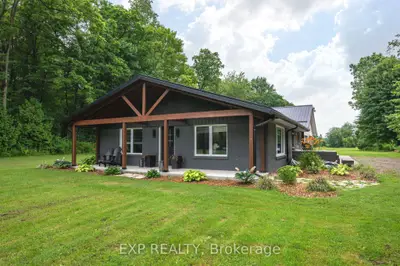 Detached in West Elgin