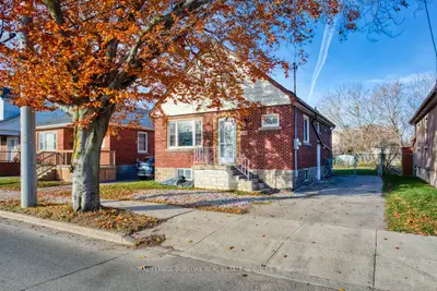 Detached in Hamilton