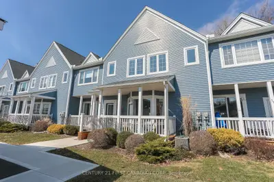 Condo Townhouse in Central Elgin