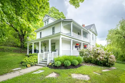 Detached in Frontenac