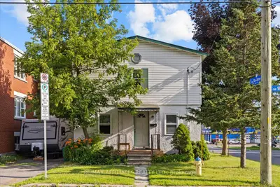 Detached in Vanier and Kingsview Park