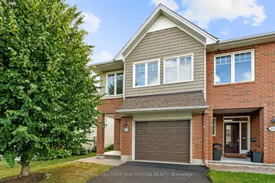 Att/Row/Townhouse in Blossom Park - Airport and Area