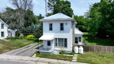 Detached in Stone Mills