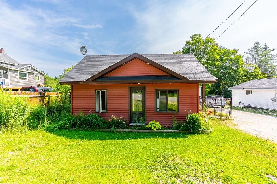 322 Bobcaygeon Road, Minden Hills, ON K0M 2K0