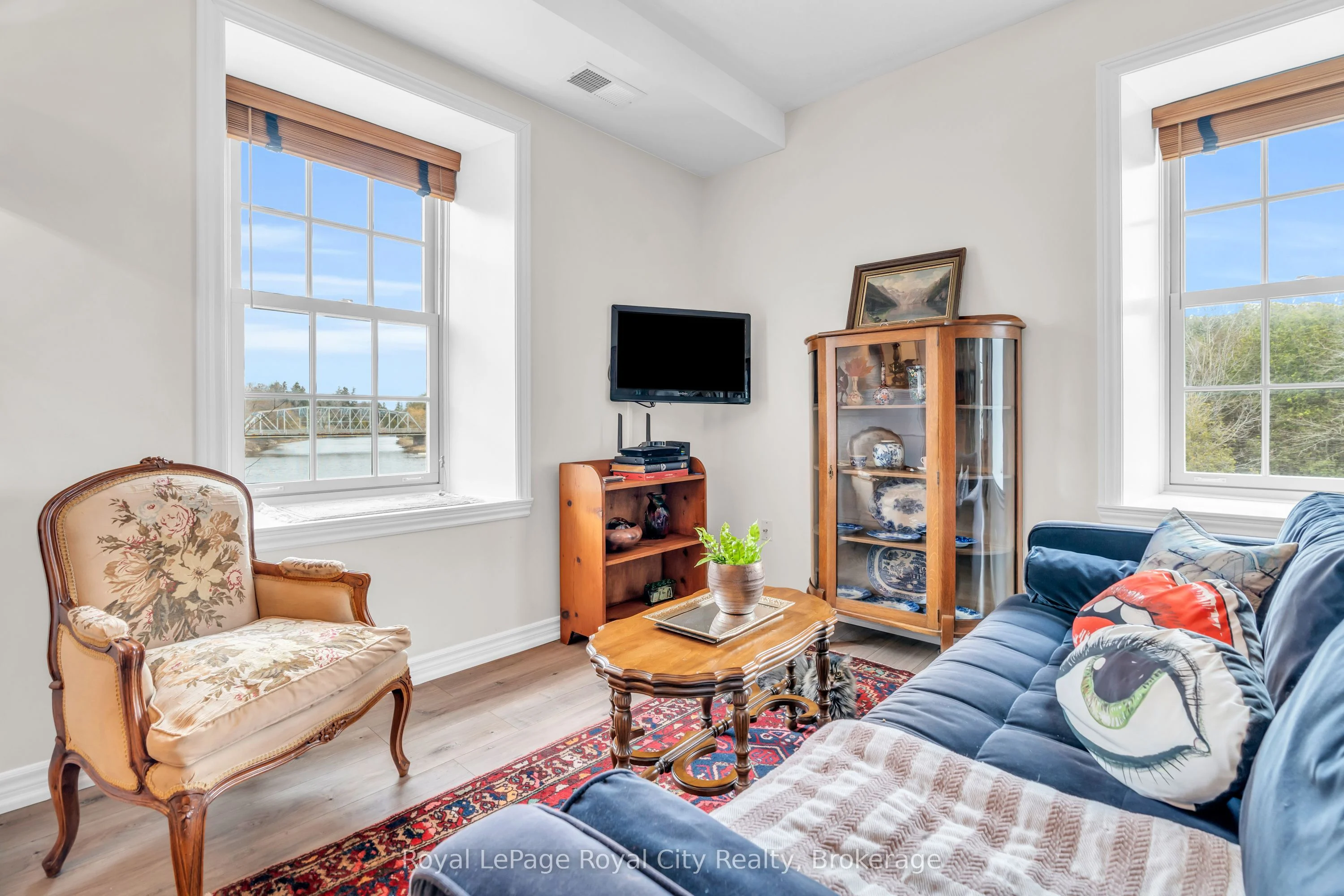 470 St Andrew Street E 202, Centre Wellington, ON N1M 1P3