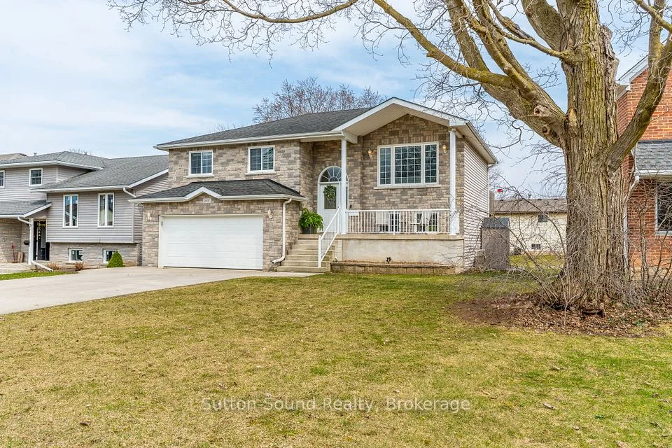 2007 7th Avenue E, Owen Sound, ON N4K 6R9