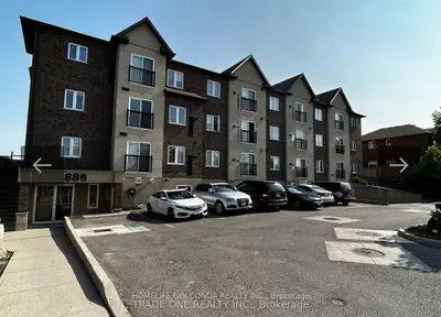 Condo Apartment in Hamilton