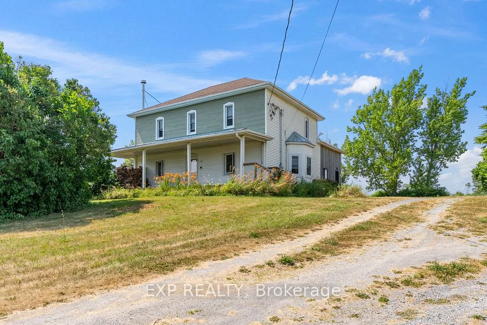 172 County Rd 27 , Prince Edward County, ON K0K 1T0