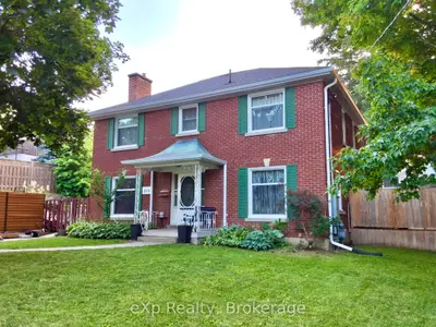 Detached in Brockton