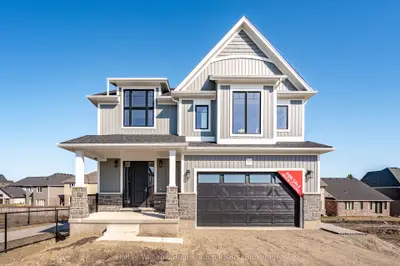 Detached in Centre Wellington