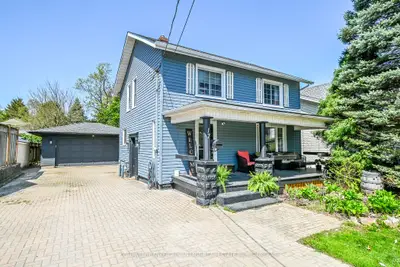 Detached in Pelham