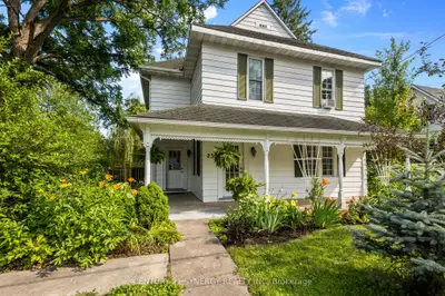 Detached in Westport
