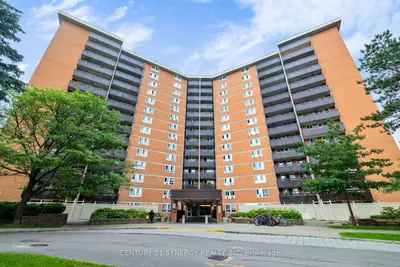 Condo Apartment in Beacon Hill North - South and Area