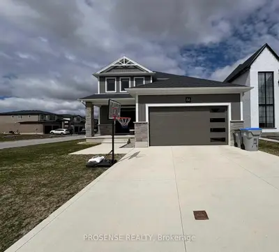 Detached in South Huron