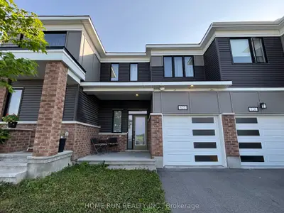 Att/Row/Townhouse in Stittsville - Munster - Richmond