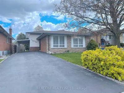 Detached in Hamilton