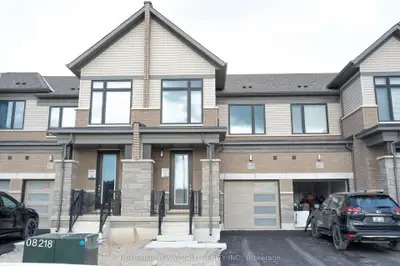 Att/Row/Townhouse in Hamilton