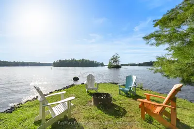 Detached in Gravenhurst