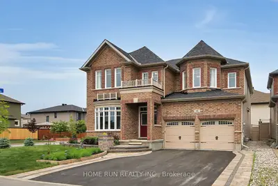 Detached in Kanata