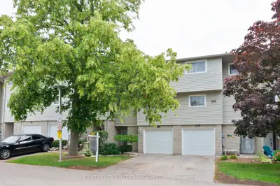 Condo Townhouse in London South