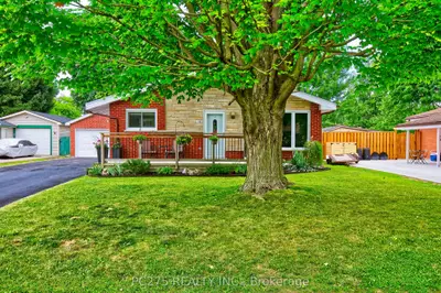 Detached in London East