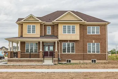 Detached in Thorold