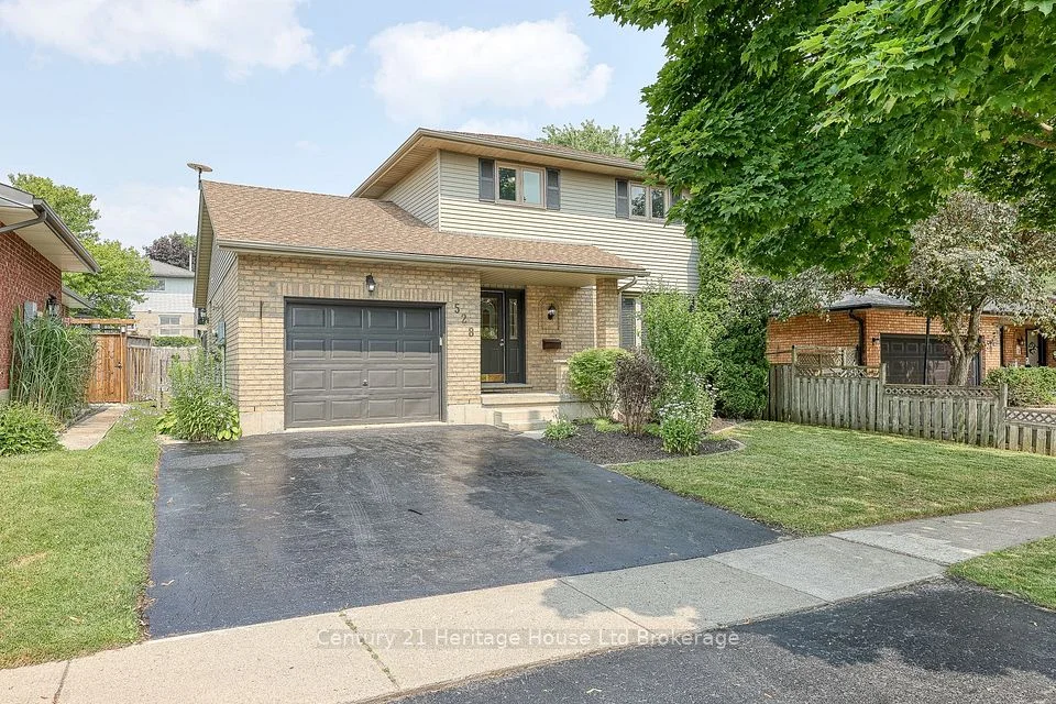528 Springbank Avenue N, Woodstock, ON N4T 1H3