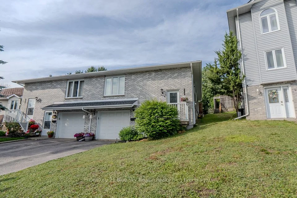 546 McKenzie Avenue, North Bay, ON P1B 9M5