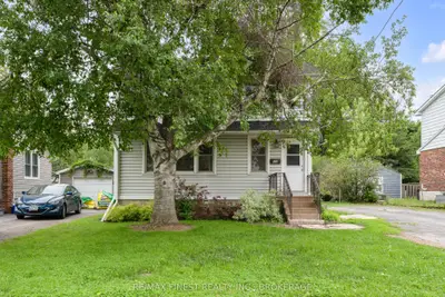 Detached in Kingston
