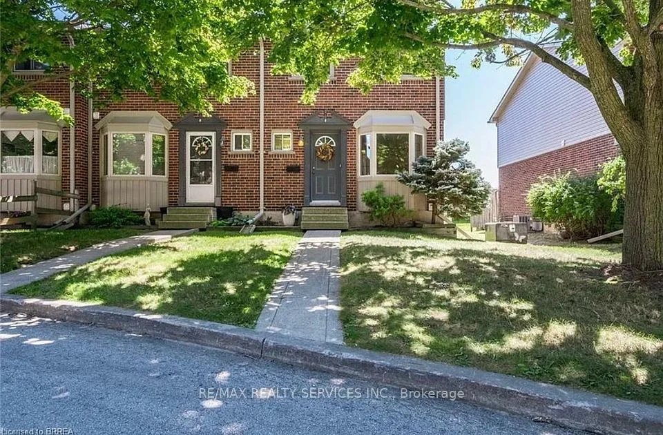159 Brantwood Park Road 159A, Brantford, ON N3P 1Y1