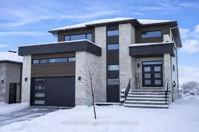 Detached in Casselman