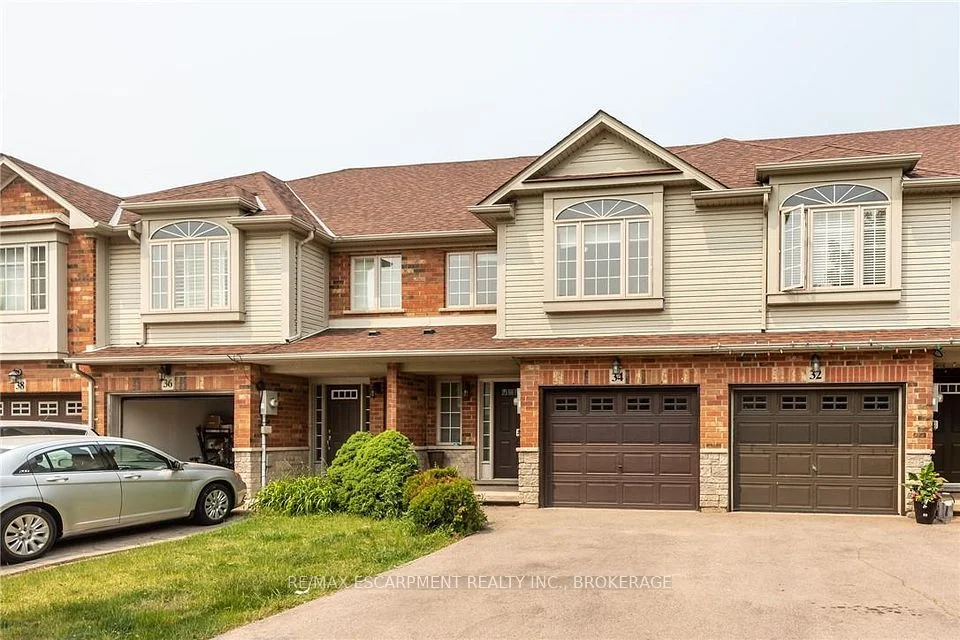 34 Elderberry Avenue, Grimsby, ON L3M 5R5