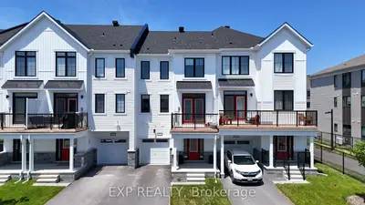 Att/Row/Townhouse in Stittsville - Munster - Richmond