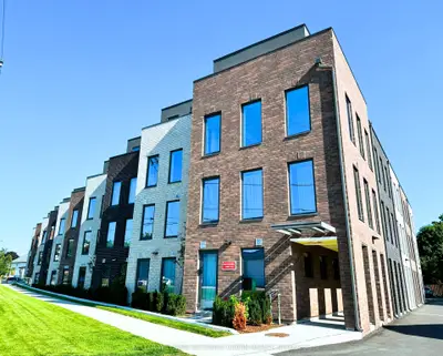 Condo Apartment in Cobourg