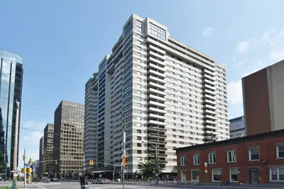 Condo Apartment in Ottawa Centre