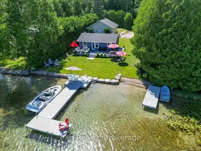 Detached in Chatsworth