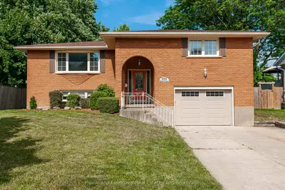 Detached in Stratford