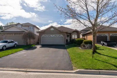 Detached in Guelph