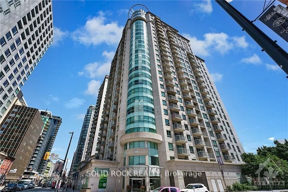 200 Rideau Street 1908, Lower Town - Sandy Hill, ON K1N 5Y1